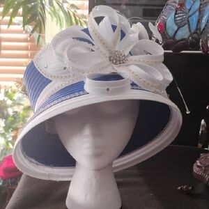 Chic White and Blue Women's Hat with Floral Accent